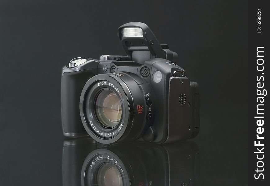 Digital camera