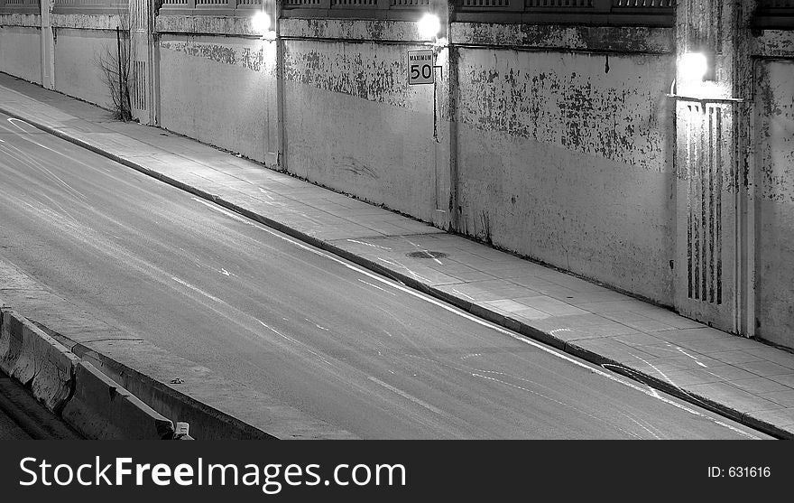 Concrete wall with columns. Camera: Nikon D50. Concrete wall with columns. Camera: Nikon D50.