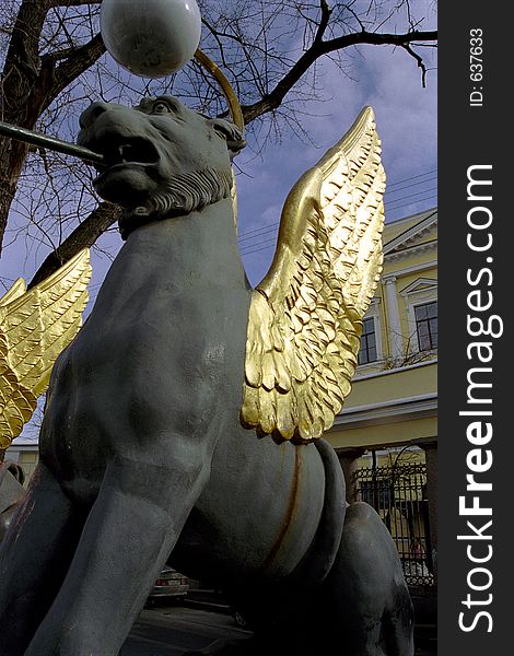 Gryphon statue in Saint-Petersburg. Camera Nikon F65, lens Nikkor 28-80G, film Kodak Elite 200, scanner Konica Minolta Scan Dual IV