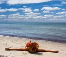 Free Girl In Hat At Seaside Stock Photography - 6307282