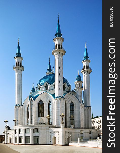 Koul-Sharif mosque in Kazan kremlin (Russia). Koul-Sharif mosque in Kazan kremlin (Russia)