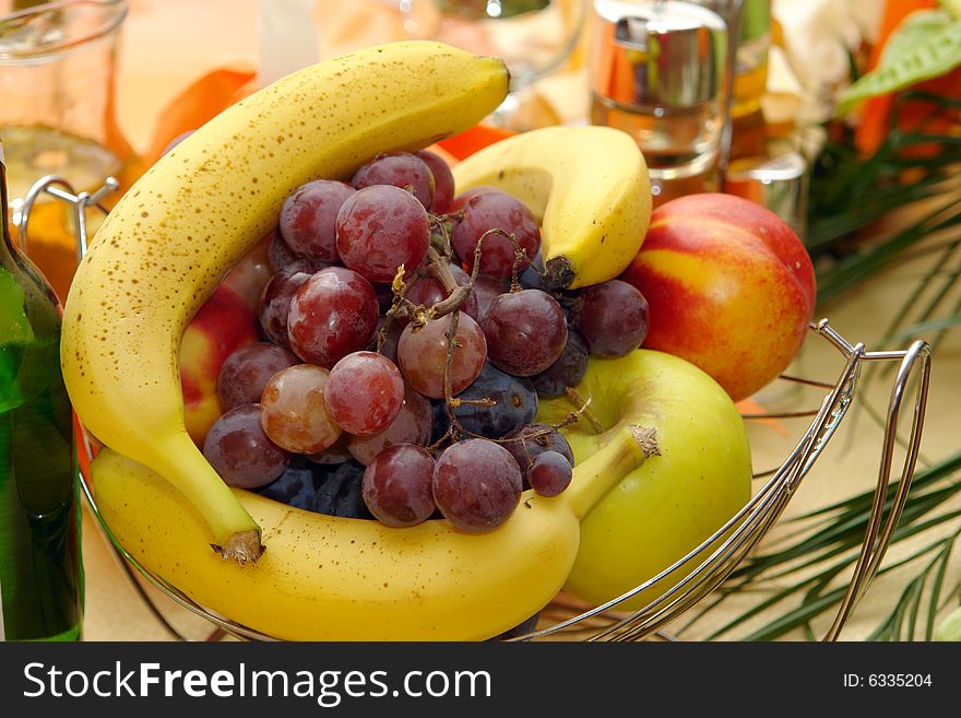 Fruits arrangement on restaurant table