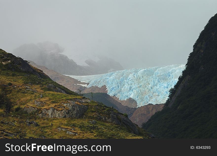 This is the best view of a glacier I saw in Argentina. This is the best view of a glacier I saw in Argentina.