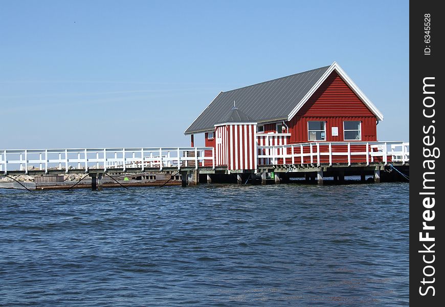 Log Cabine At Sea