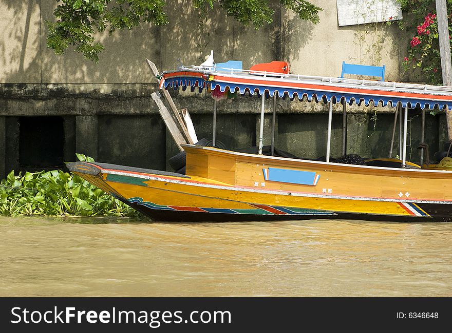 Traditional river boat on the Chao Praya river in Bangkok. Traditional river boat on the Chao Praya river in Bangkok