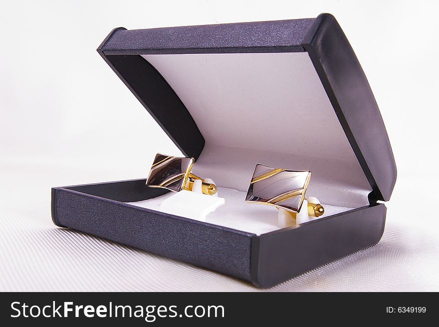 Box with cuff link jewelery