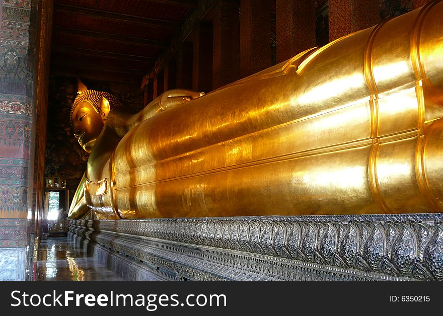 Sleeping Gold Buddha At Wat Po