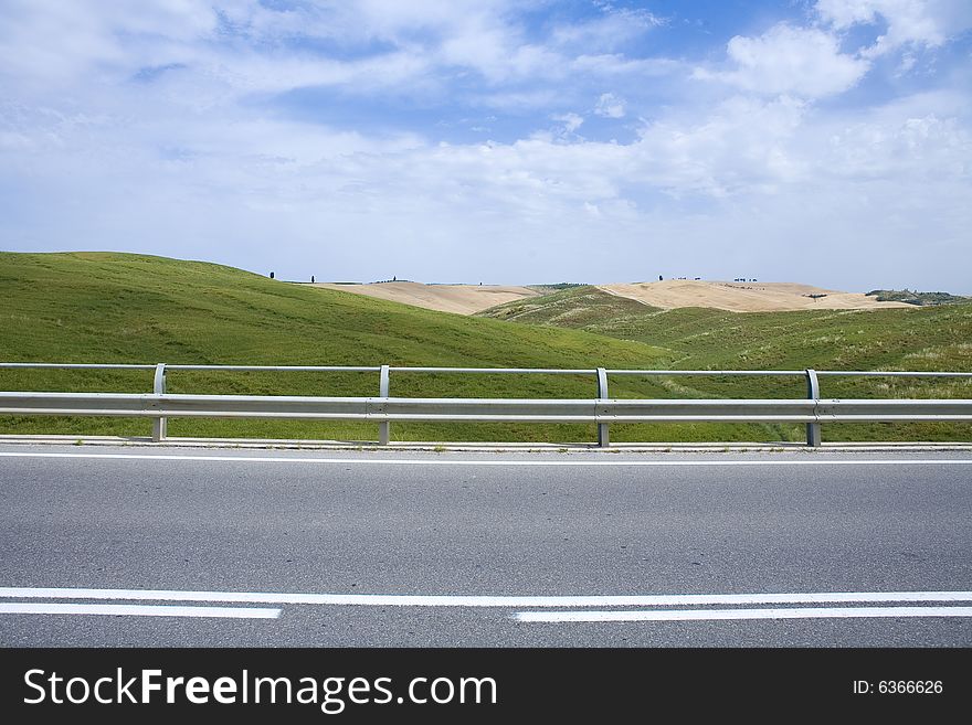 TUSCANY countryside, street and landscape