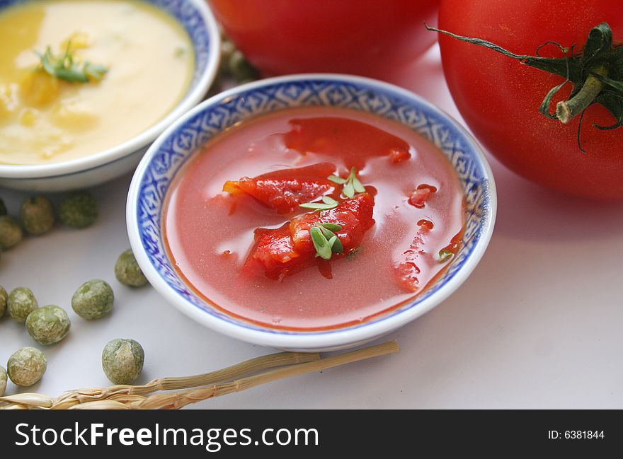 A fresh soup of tomatoes and spices