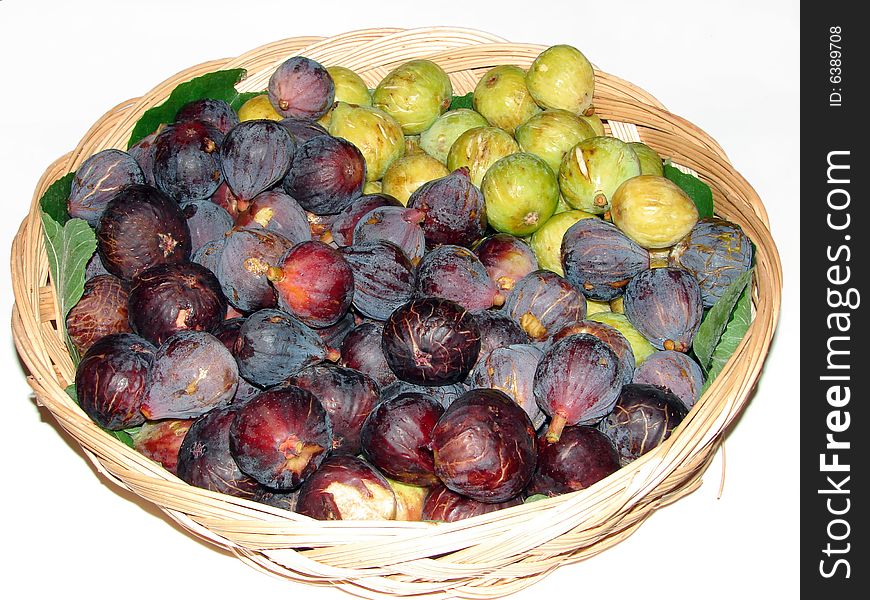 Green and purple fig fruit