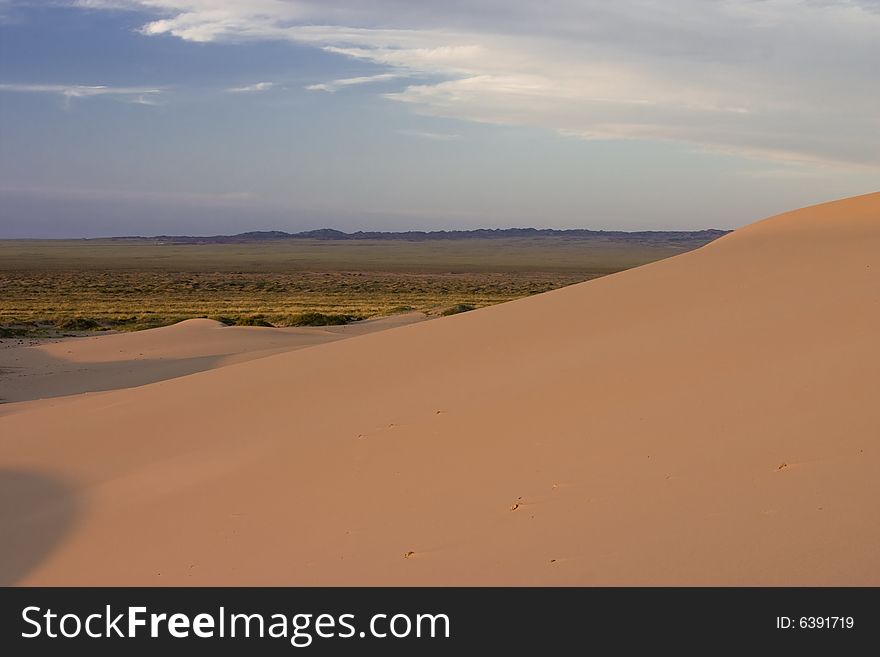 Sand dunes in Gobi desert, Mongolia