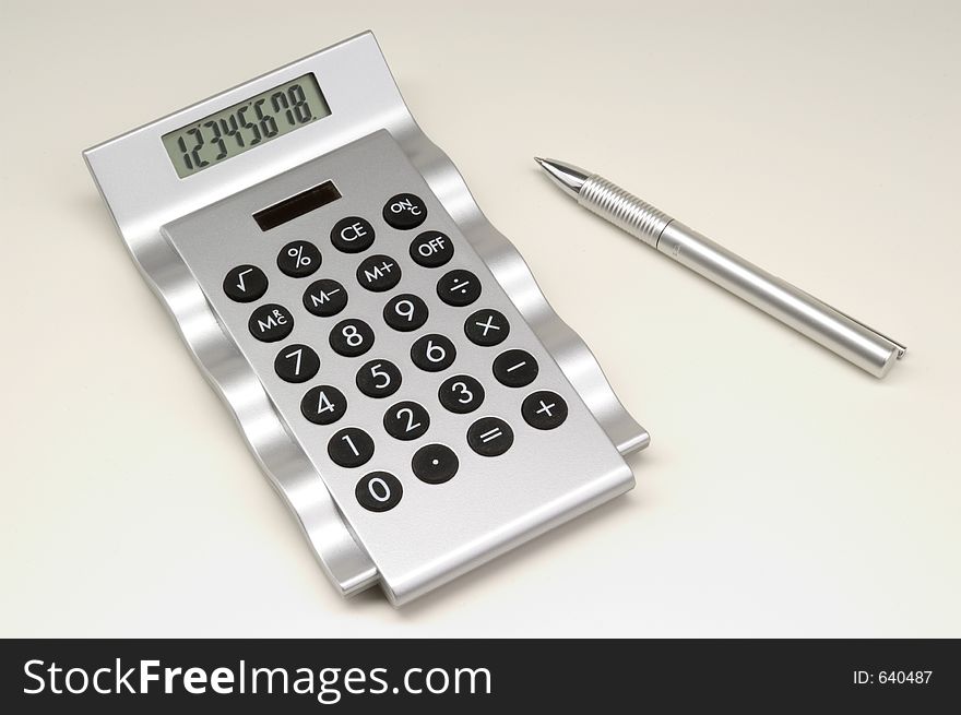 Calculator with pen (2)