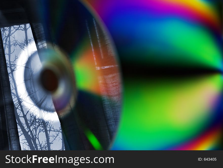 Polarized light and real reflections of asurrounding on a disk surface. Without computer tricks. Polarized light and real reflections of asurrounding on a disk surface. Without computer tricks.