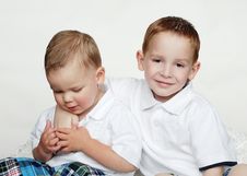 Brothers Posing In Studio Royalty Free Stock Photos