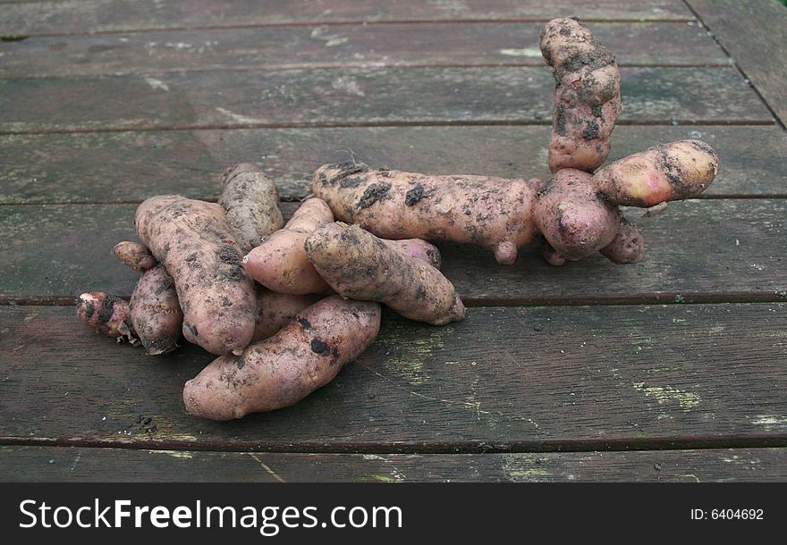 Home grown Potatoes straight from the ground. Home grown Potatoes straight from the ground.