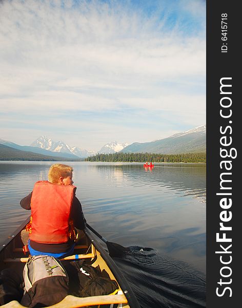 Canu tour on a beautiful lake in canada