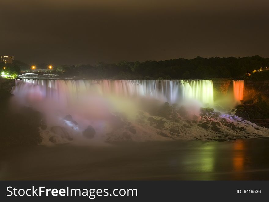 Niagara Falls at night