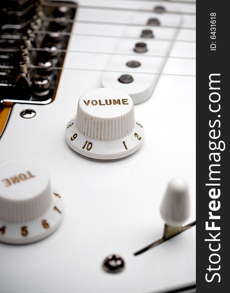 Guitar volume control