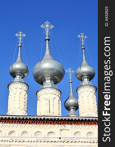 Cupolas and crosses on the Russian church (Suzdal)