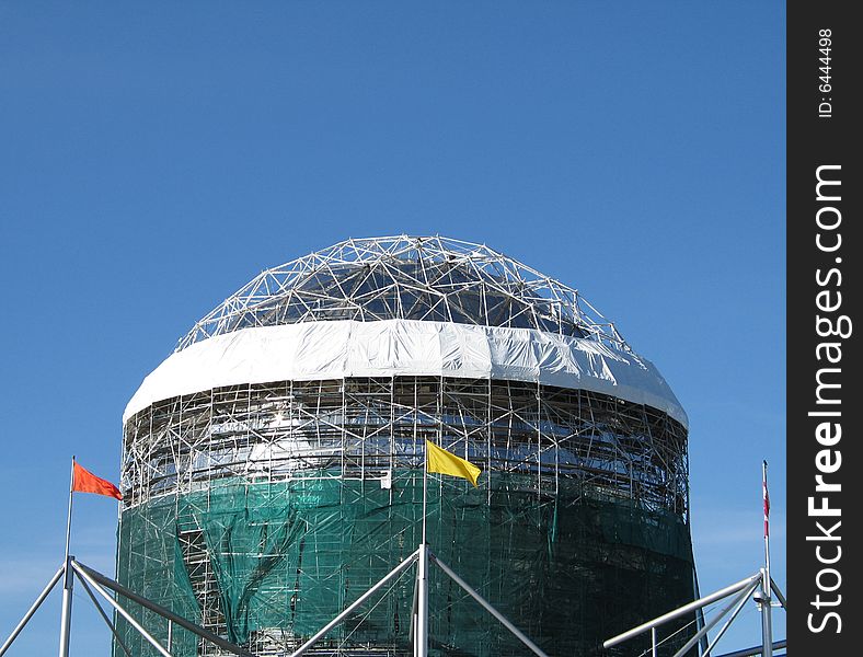 A round building under renovation