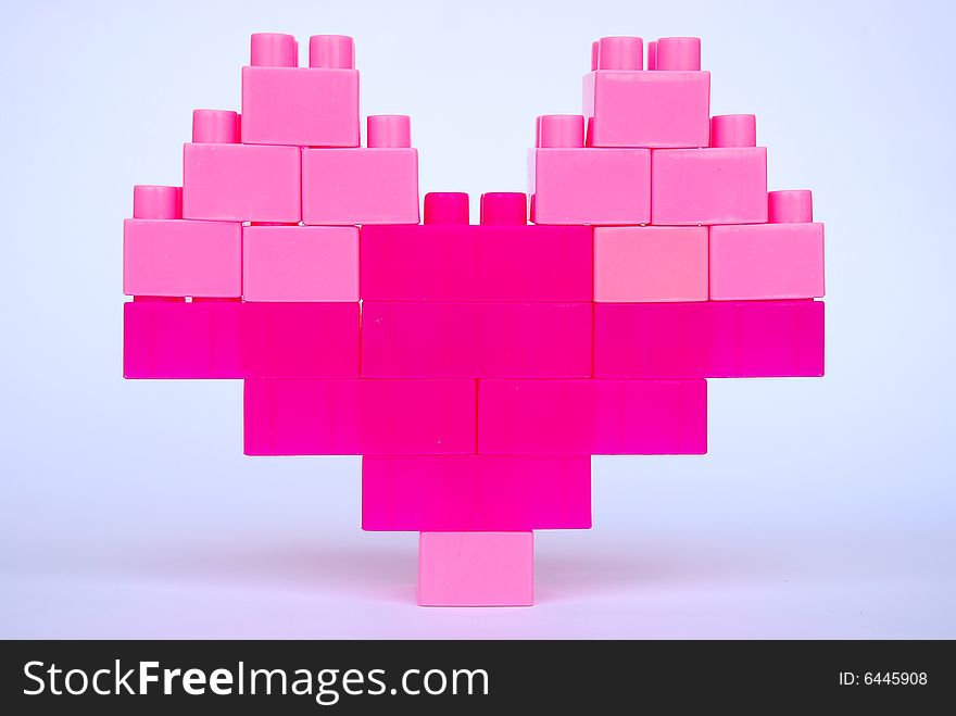 Heart from toys, combine cubes