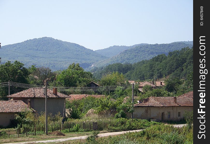 The Bulgarian village Veselinovo in mountain