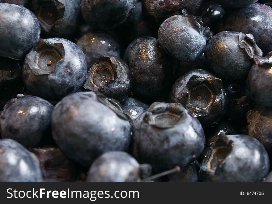 A close-up picture of some blueberries