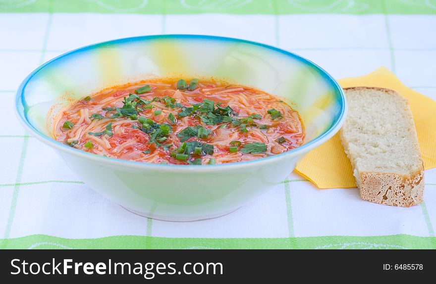 Tomato soup (Bulgarian cuisine) and bread