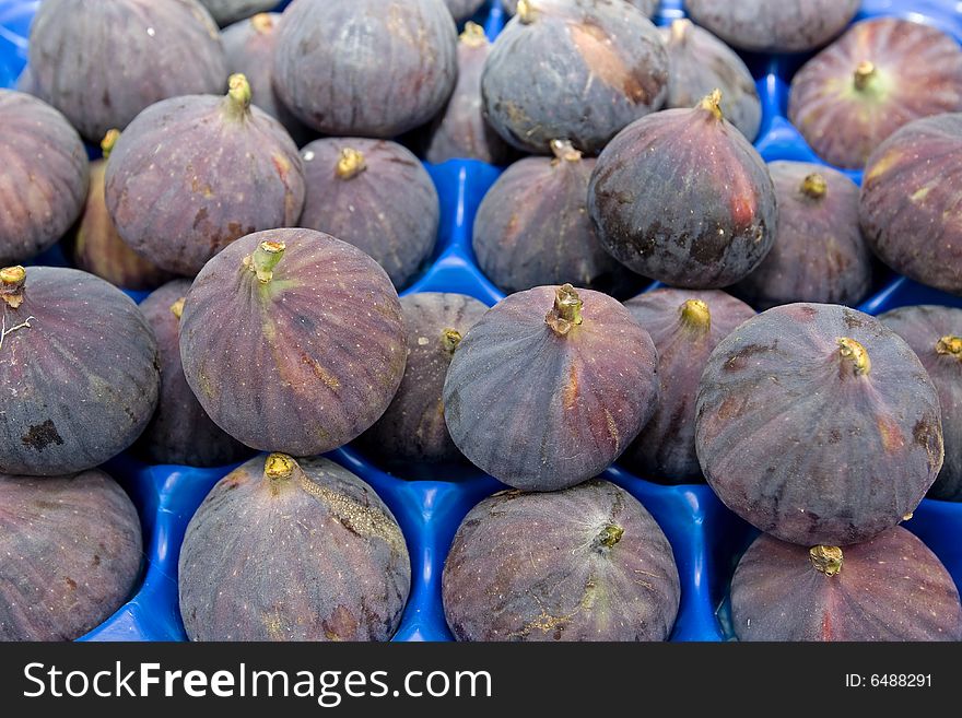 Figs on a Tablet at a market stand