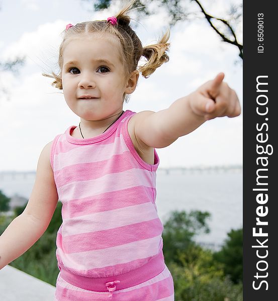 Portrait of little girl outdoor