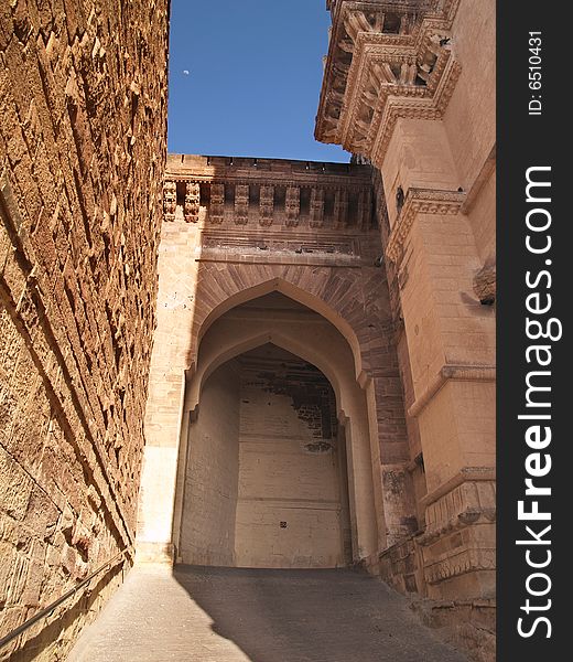 Mehrangarh Fort, located in Jodhpur city in Rajasthan state is one of the largest forts in India. Mehrangarh Fort, located in Jodhpur city in Rajasthan state is one of the largest forts in India