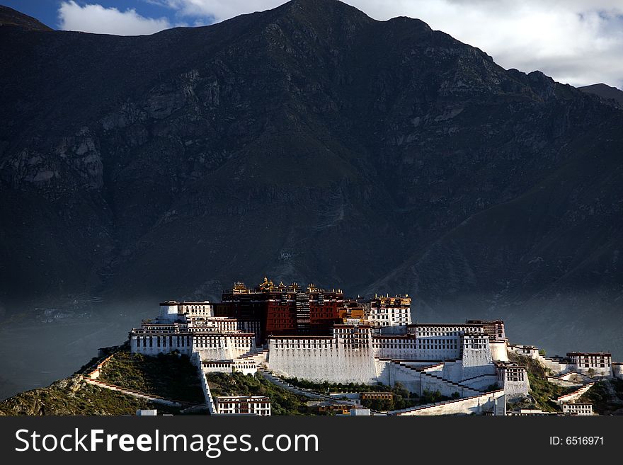 Potala Palace in the morning