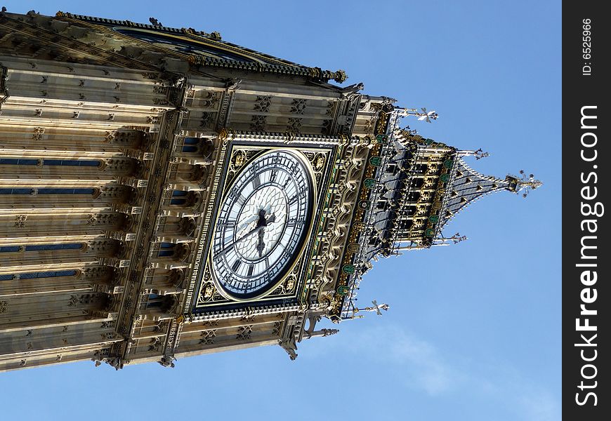 The houses of parliament in London, it contains Big Ben.