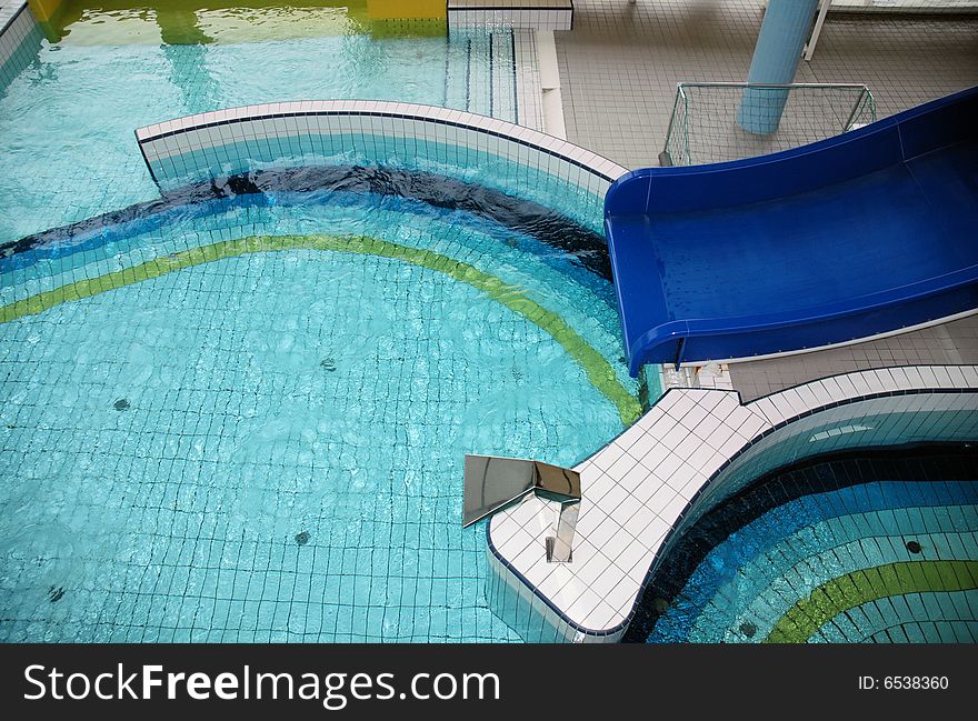 Swimming pool. blue water pool reflections