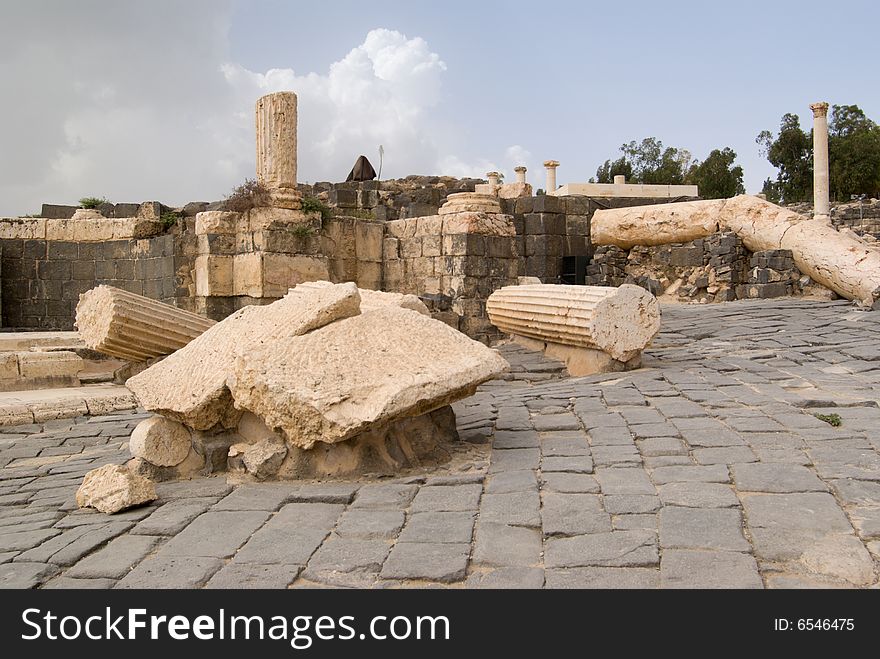 Ruins of roman temple in Beit Shean, Israel