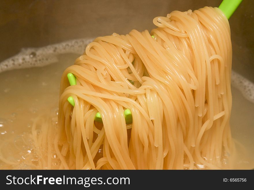 Spaghetti on a spoon