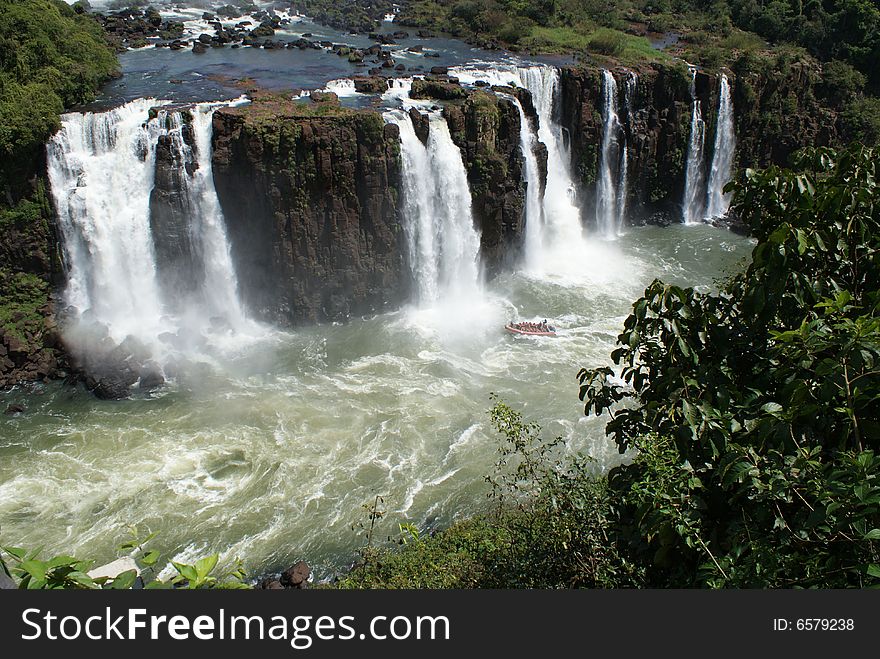 Iguassu Falls is the largest series of waterfalls on the planet, located in Brazil,
. Iguassu Falls is the largest series of waterfalls on the planet, located in Brazil,