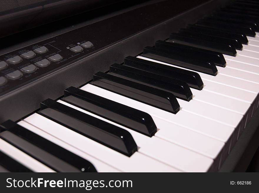 Electronic Piano Dusts visible Keys are quite dirty