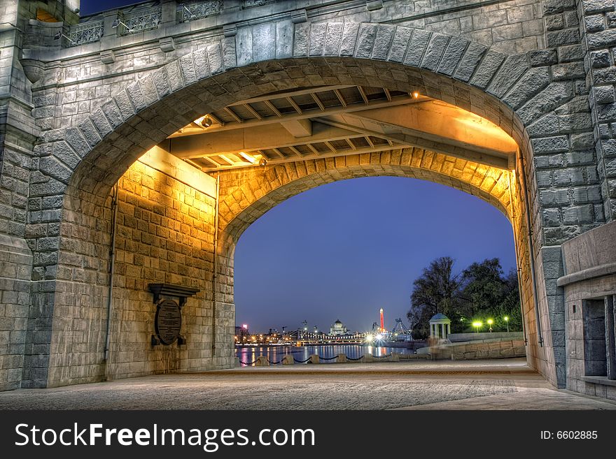 Arch Of The Andreevsky Foot Bridge In Moscow