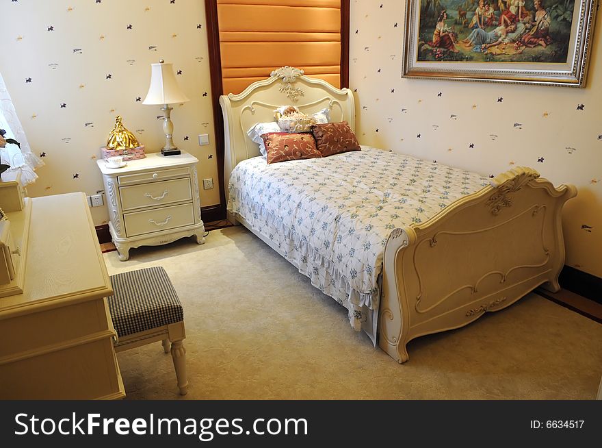 The Cozy Maid S Bedroom