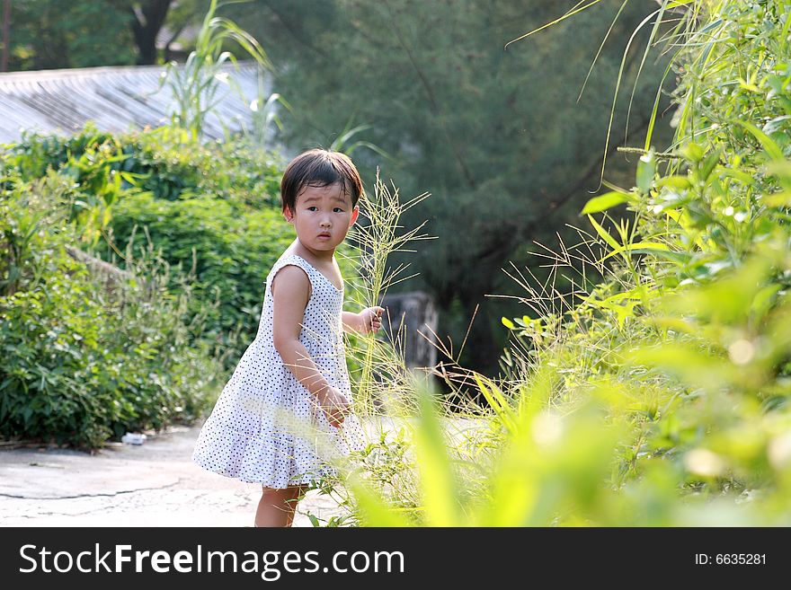 Chinese children playing.