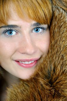 Woman In Fox Fur Royalty Free Stock Image Woman In Fox Fur Royalty Free Stock Image