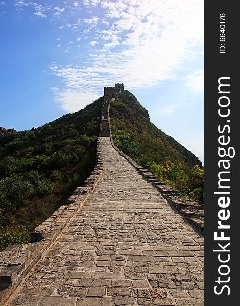 The Simatai Great Wall is celebrated for its steepness, queerness and intactness. The main tourist attractions include the Stairway to Heaven, the Fairy Tower, the Heaven Bridge and the Wangjinglou Tower.