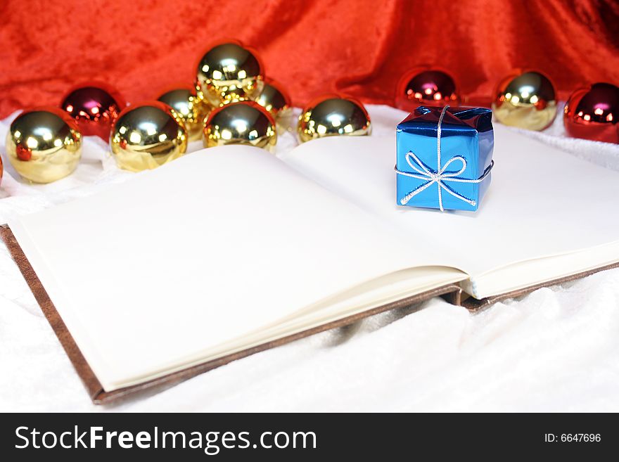 Book for writing Christmas messages or other notes