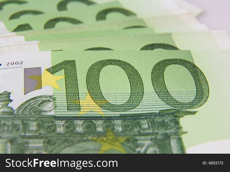 100 euro banknote macro on value