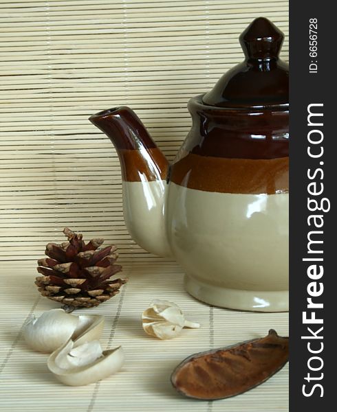 The ceramic teapot