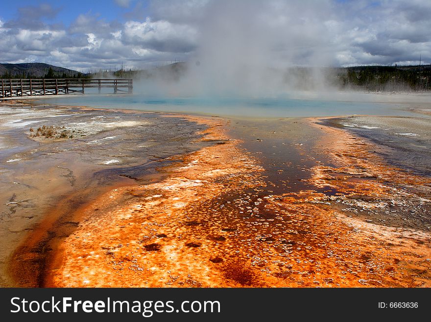 Steaming geyser in yellowstone national park, 200605,