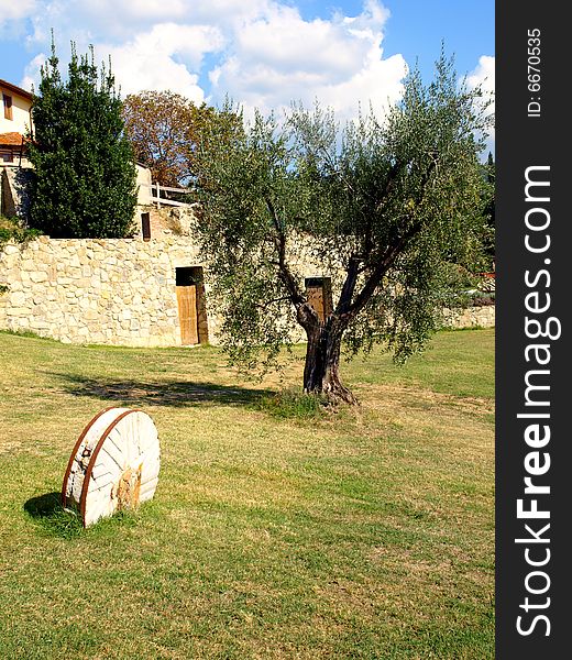 A wnderful glimpse of a country farm in Tuscany. A wnderful glimpse of a country farm in Tuscany