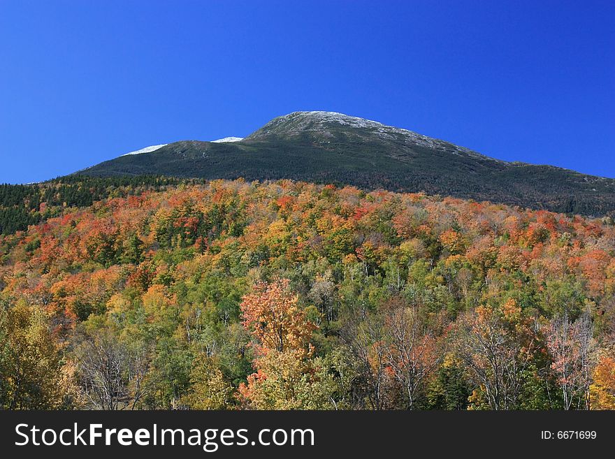 Mount Washington in fall with snow