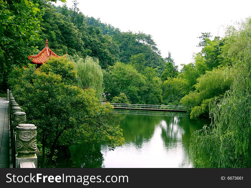 Trees and  pavilion  in the Park。. Trees and  pavilion  in the Park。